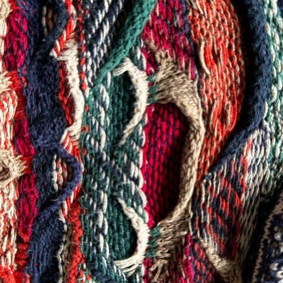 VTG 90’s Coogi Inspired Knit Crewneck Sweater - Picture 4 of 6